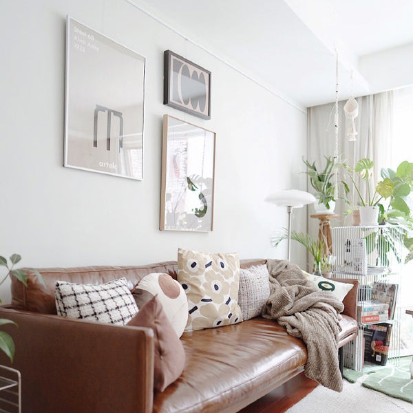 Complete Picture Hanging Systems Kit Wall Mounted ( 2x 48" Click rails 4 Nylon Cables 4 Hooks 4 End caps )